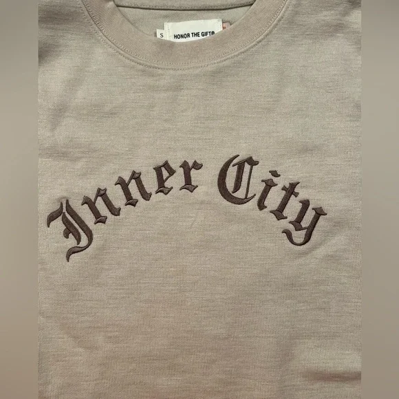 NWT Honor The Gift Men’s Inner City Long Sleeve Script Shirt - Picture 6 of 9